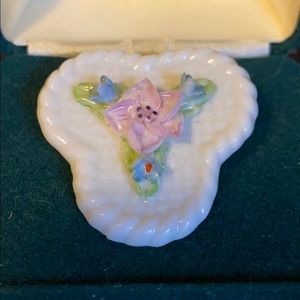Belleek floral pin